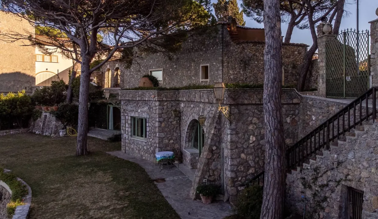 Italy Porto santo stefano 5 bedrooms villa for sale (24)