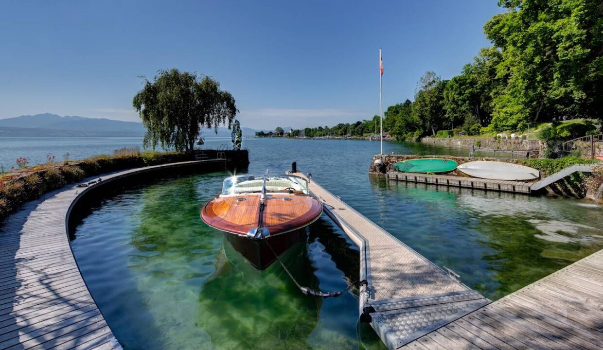 switzerland-st-prex-lake-leman-villa-for-sale (12)