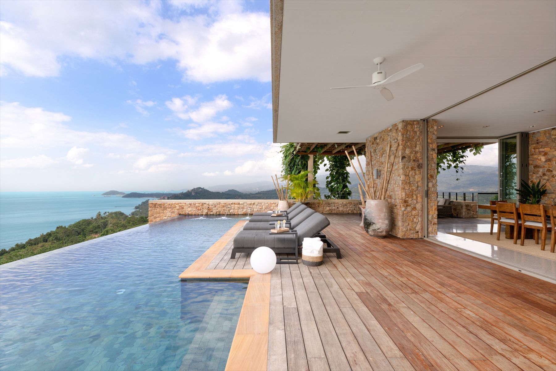 TALING NGAM, Thailand – Amazing modern villa with  view on the Five Islands