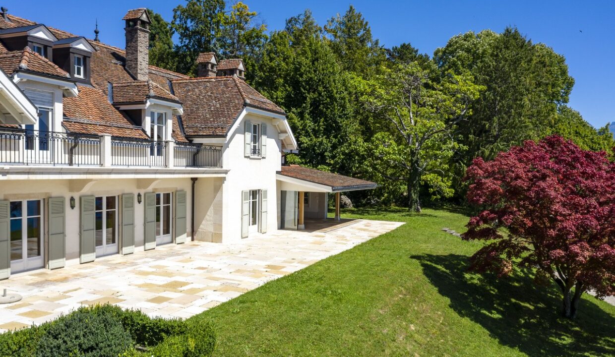 MAISON DE MAITRE CHEXBRES LAKE GENEVA FOR SALE (8)