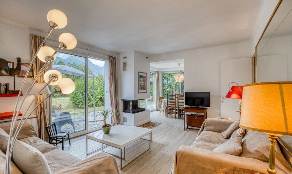 MAISON SAINT-JORIOZ ANNECY LAKE FOR SALE (2)