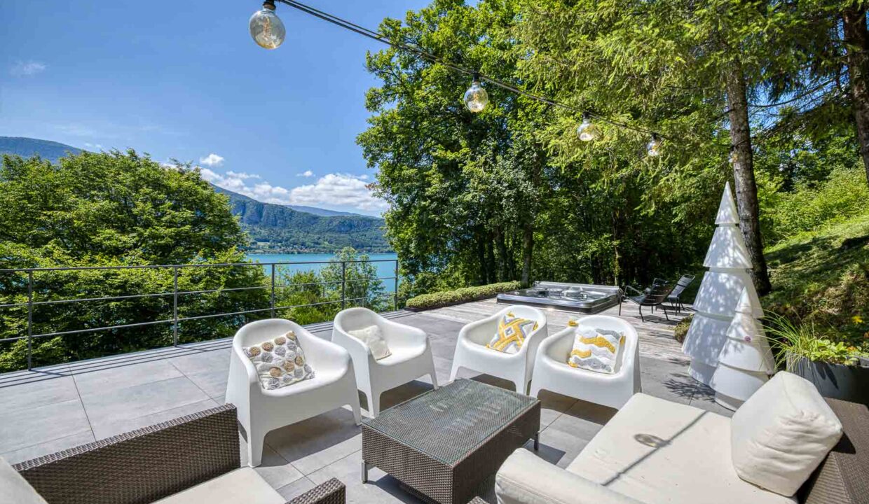 VILLA TALLOIRES-ANGON for sale lake annecy (12)