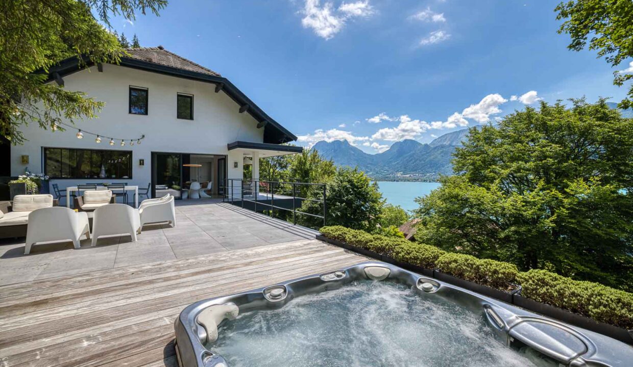 VILLA TALLOIRES-ANGON for sale lake annecy (14)