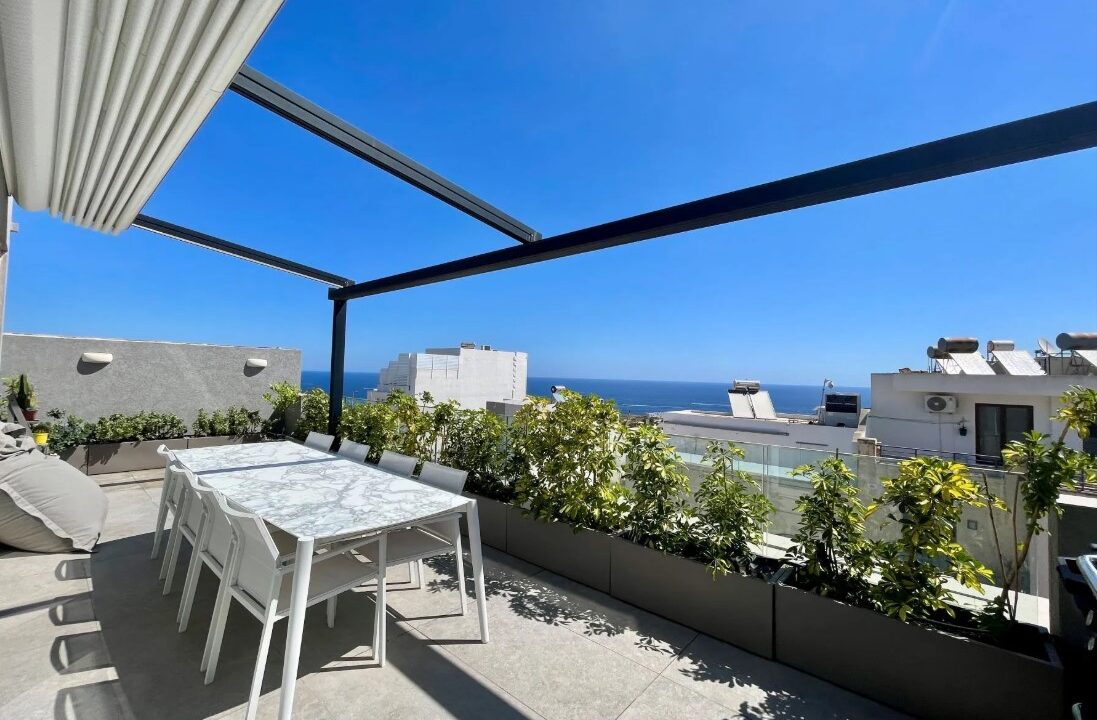 MALTA Seaview Duplex Penthouse (12)