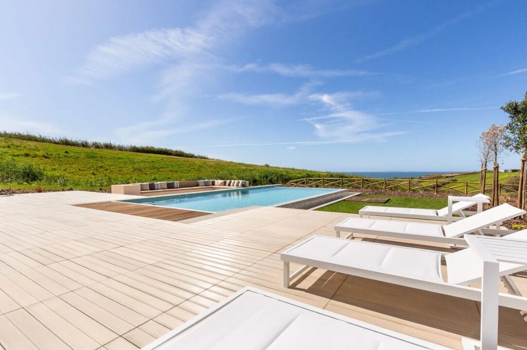 PORTUGAL VILLA FOR SALE IN PERALTA BEACH (3)